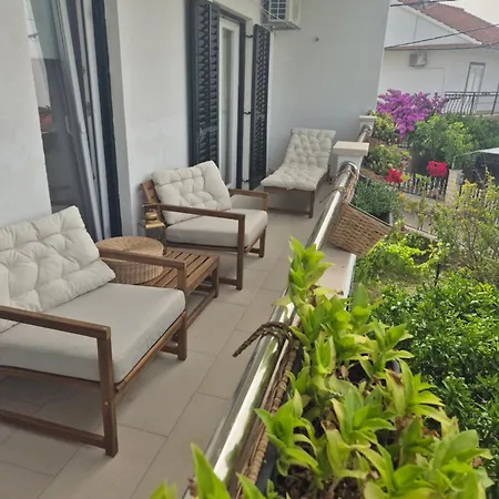 Apartment Anea Vinišće